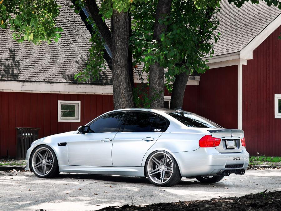  BMW M3 Sedan by IND Distribution 2009 года  (фото 14 из 16)